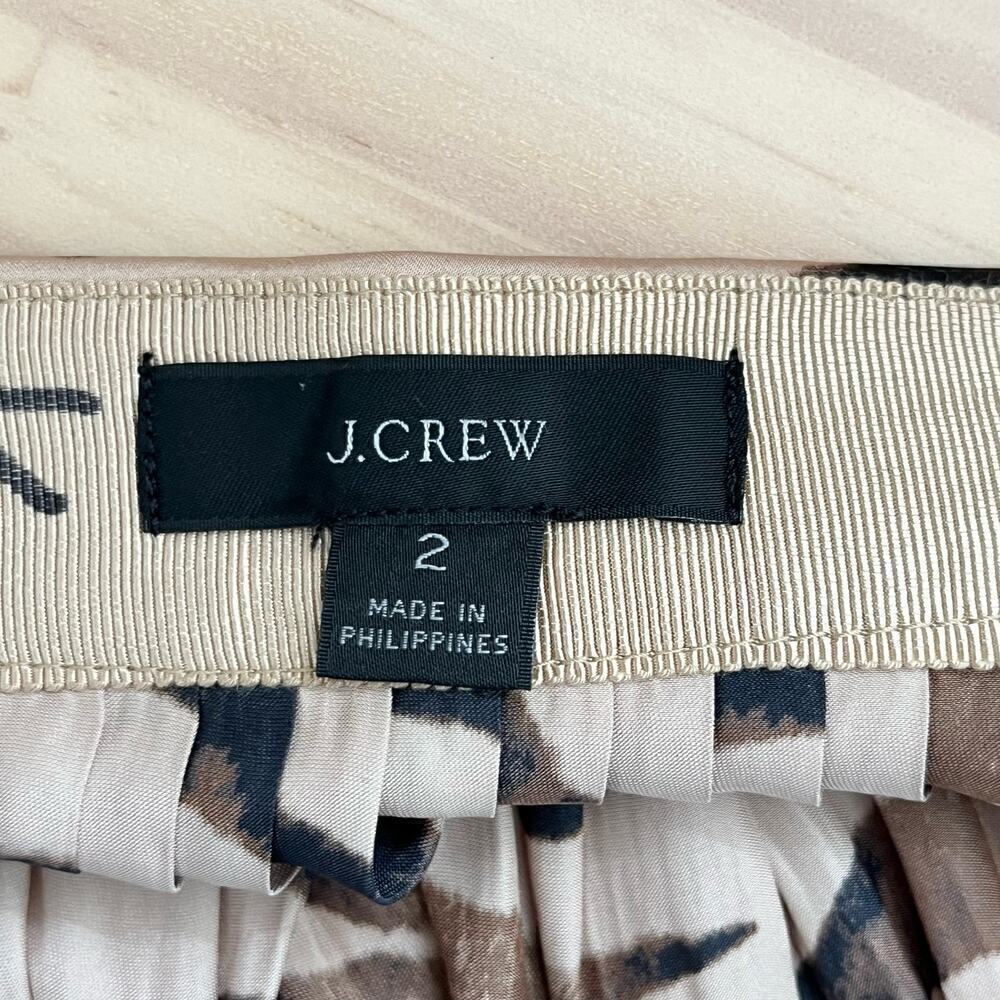 J.Crew Featherweight Satin Pleated Mini Skirt in Zebra Stripe‎ Brown Beige, Sz 2 - Picture 4 of 12
